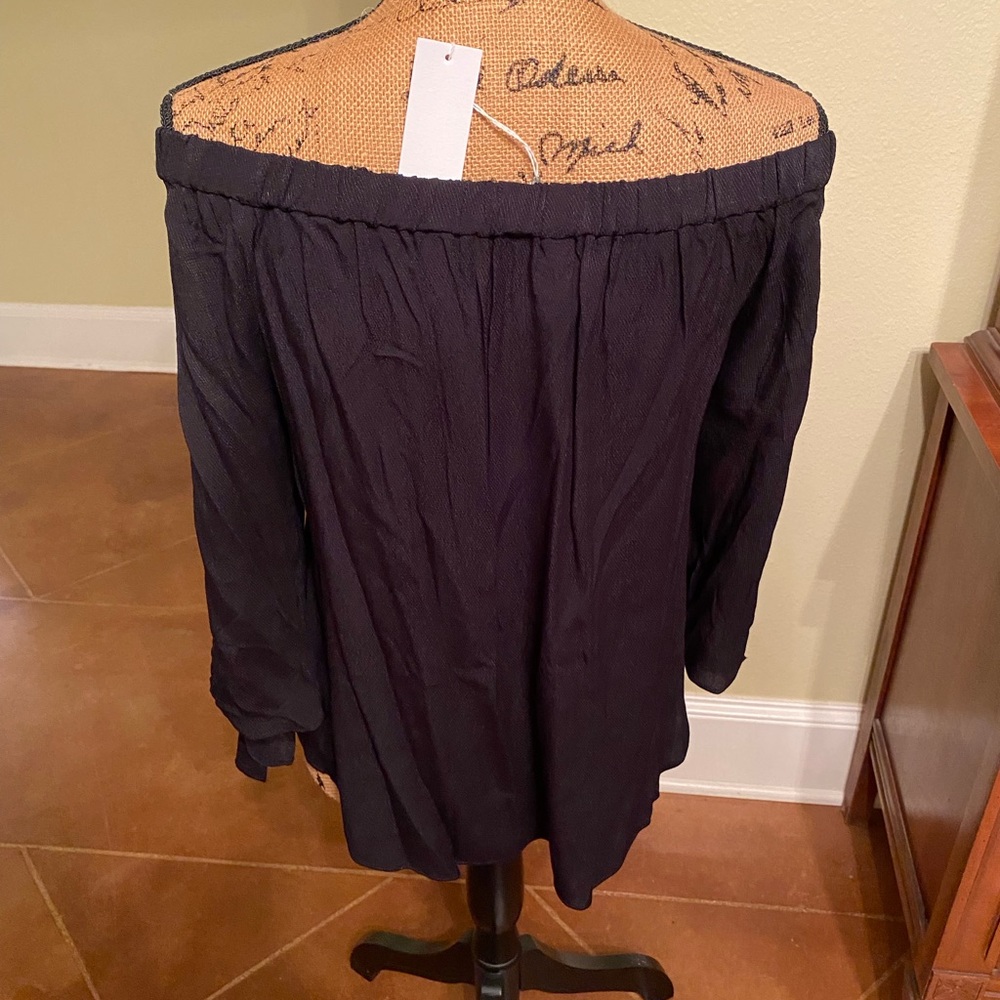 Black off Shoulder Top - Picture 2 of 4
